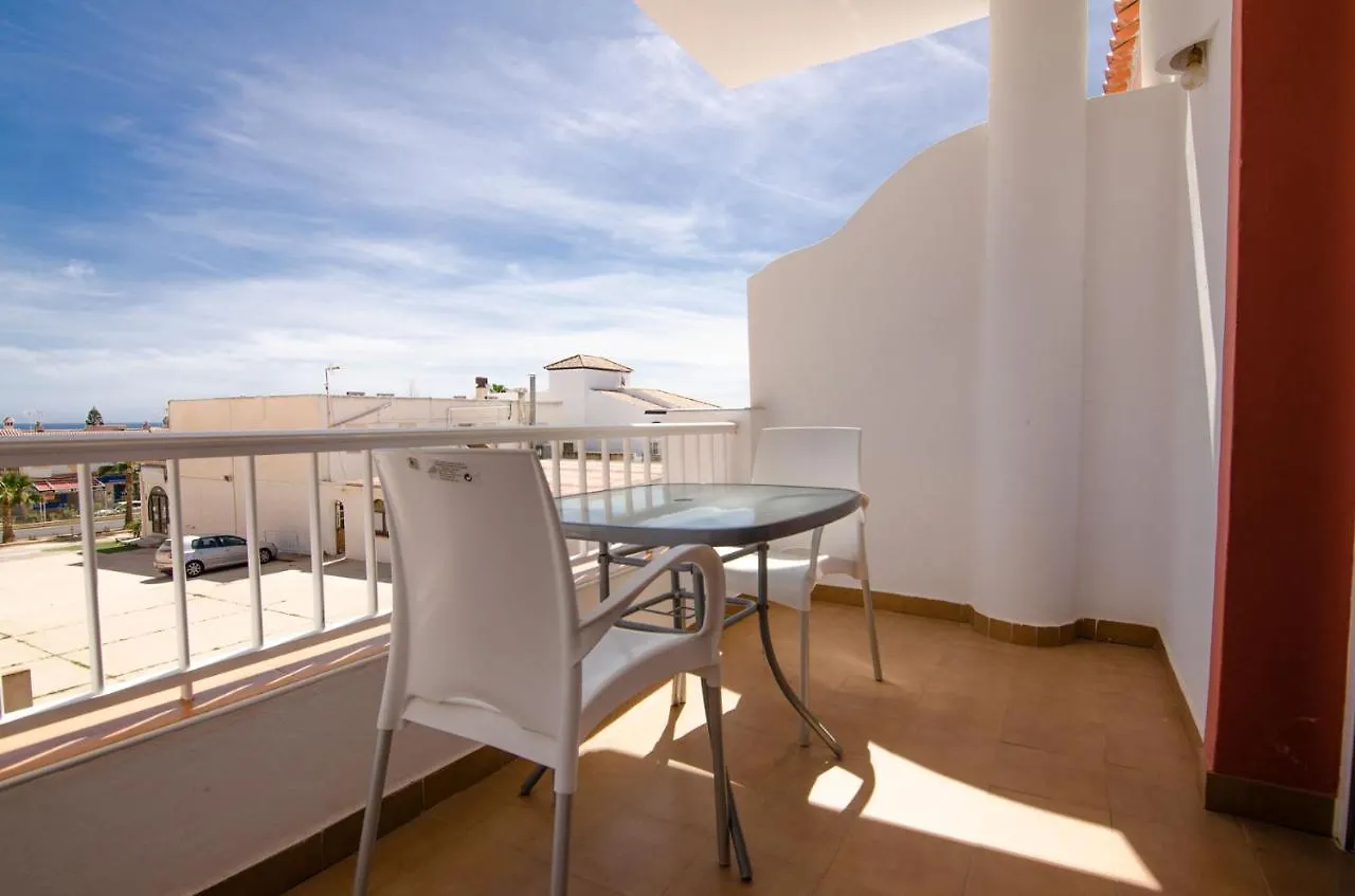 Hostal Manolo Garrucha Guest house