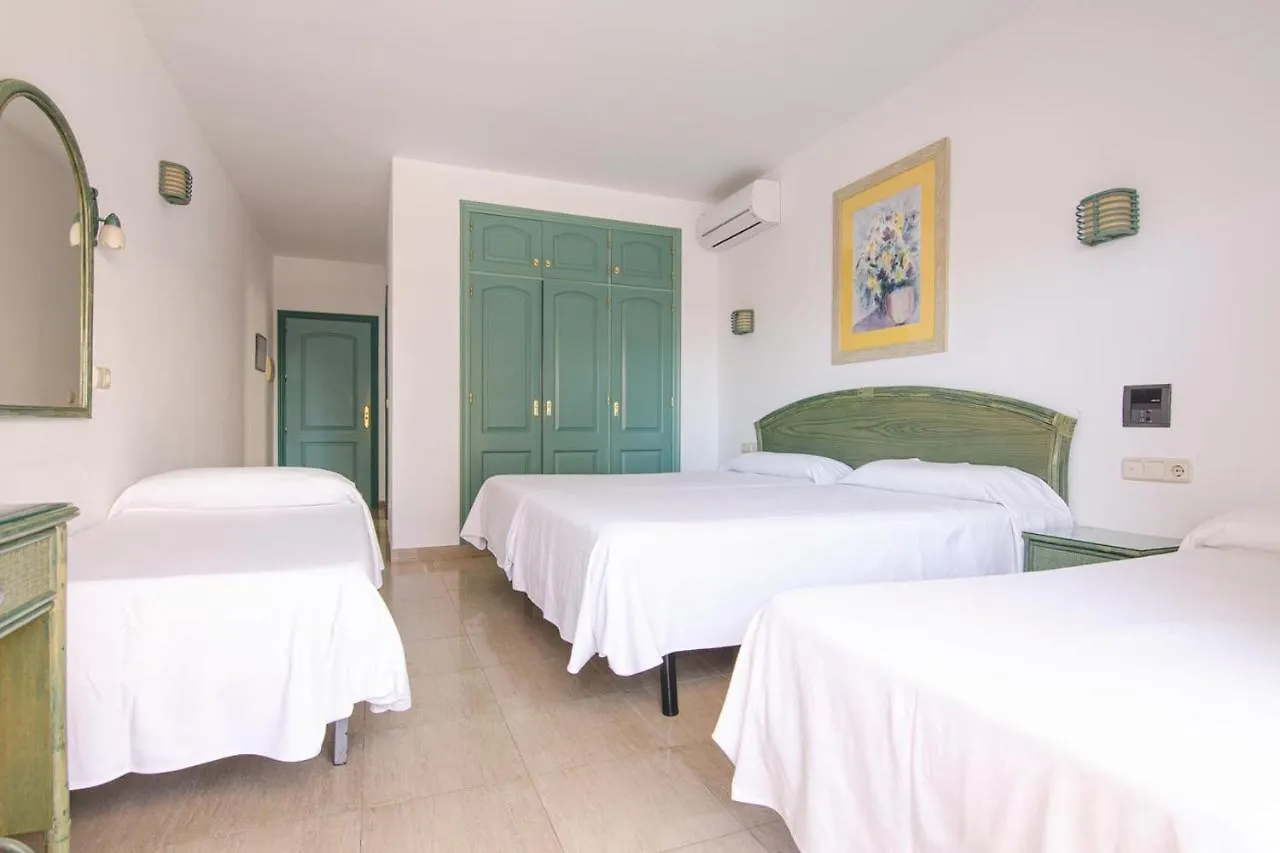 Hostal Manolo Garrucha Guest house