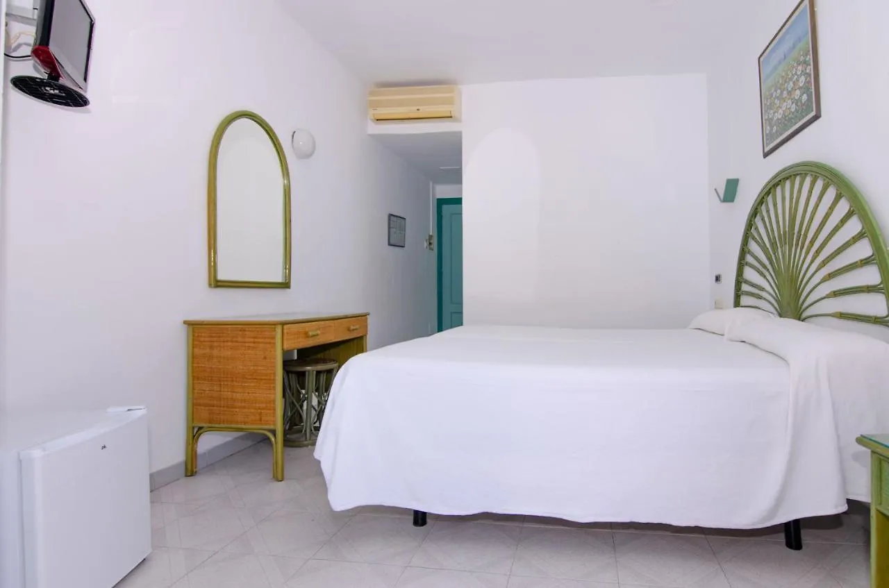 Hostal Manolo Garrucha