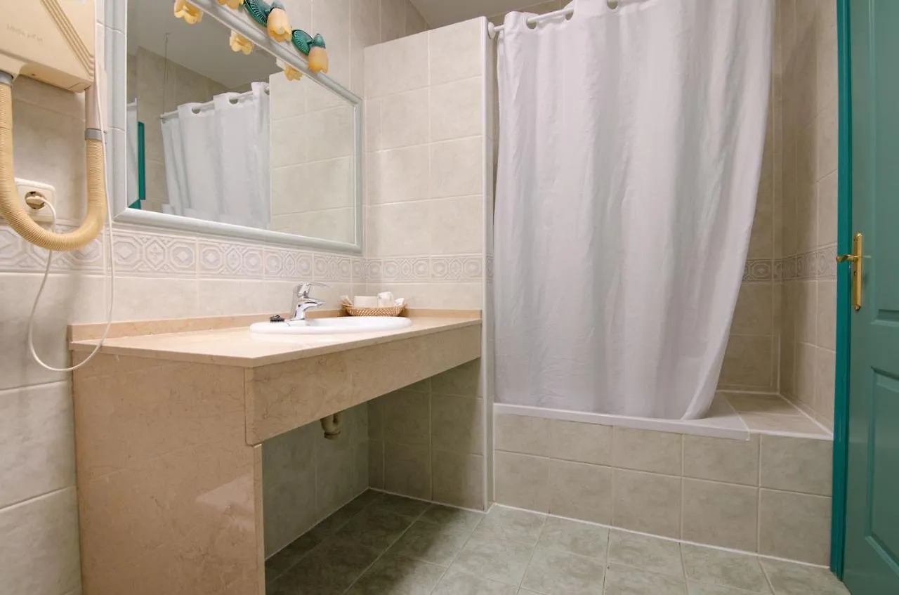 ** Guest house Hostal Manolo Garrucha Spain
