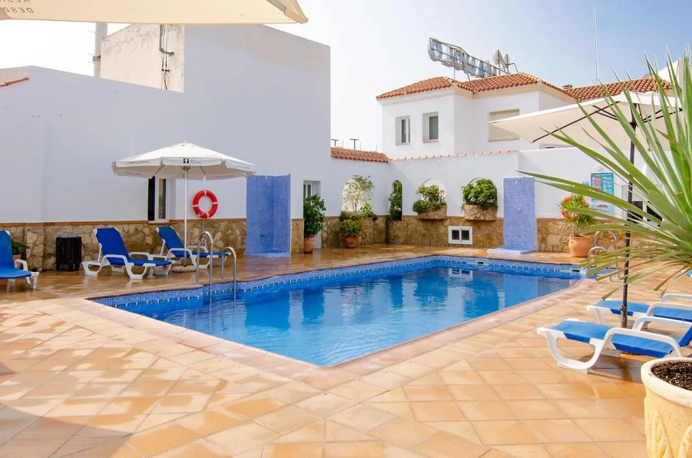 Hostal Manolo Garrucha Spain
